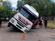 Aguas Mendocinas salió a aclarar lo sucedido tras el hundimiento. (Luzuriaga, Maipú)