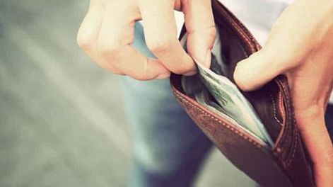 Mujeres: lo esencial es  la independencia económica - Por Alicia C. Barrionuevo