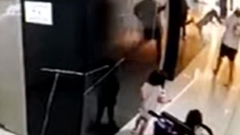 Una situación de gran violencia ocurrió en un edificio de San Miguel de Tucumán.