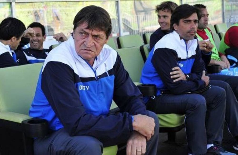 Julio Falcioni fue despedido de la Universidad Católica