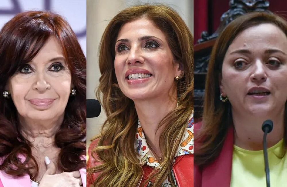 En primer lugar está la vicepresidenta Cristina Fernández de Kirchner; le sigue la presidenta provisional del Senado, Claudia Ledesma Abdala de Zamora y por último Cecilia Moreau.