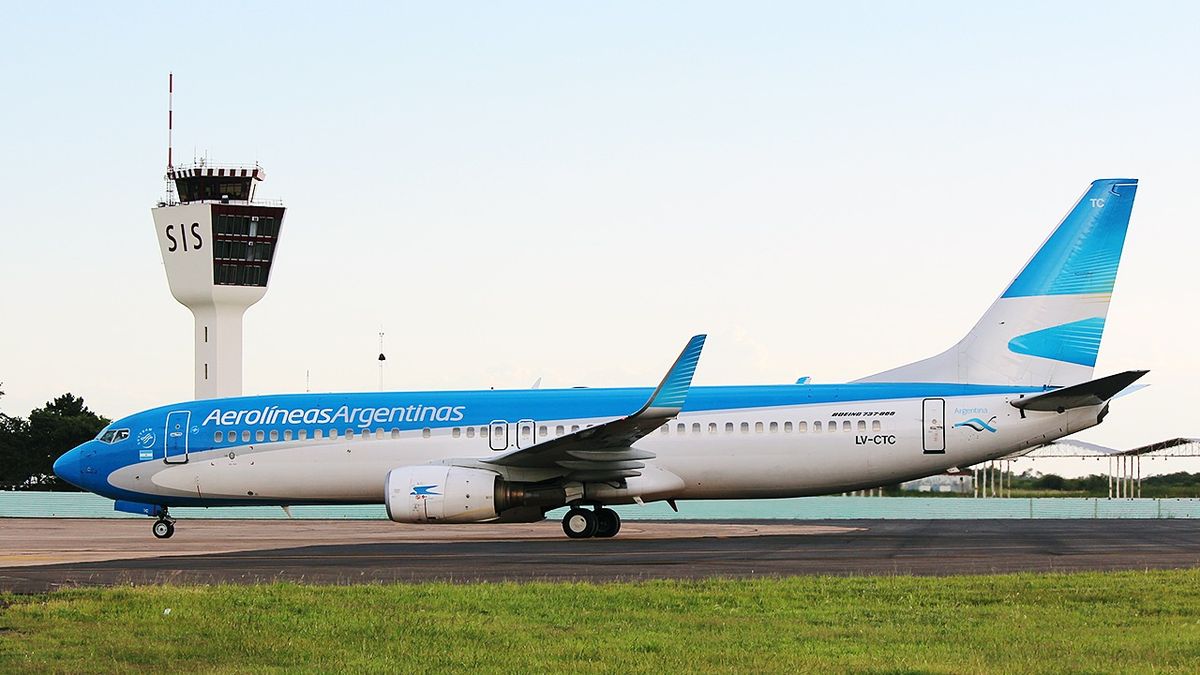Tras la falla en un vuelo, Aerolíneas Argentinas retiró preventivamente ocho aviones