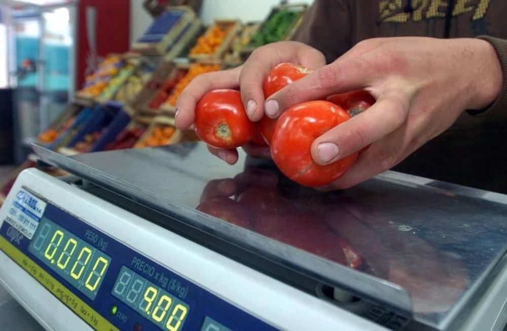El kilo de tomate puede costar hasta $1800.