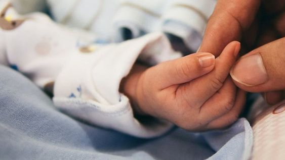 Un bebé de cuatro meses necesita ser operado urgente en Australia y sus padres se niegan a que reciba sangre de donantes vacunados. - Imagen ilustrativa / Los Andes