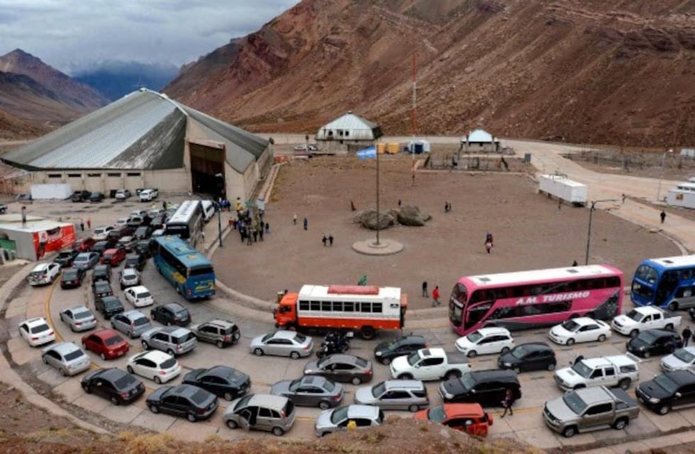 Compras en Chile: cuál es el límite permitido para traer del extranjero sin pagar impuestos.