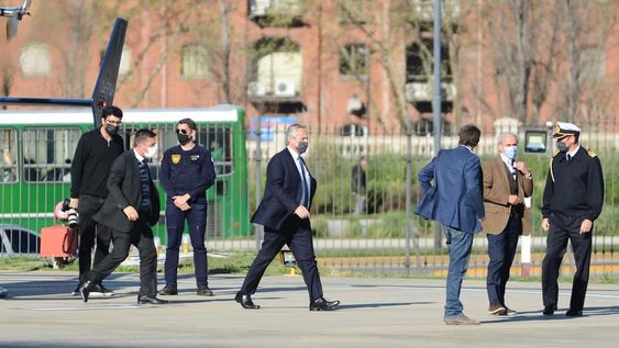 El Presidente Alberto Fernández llegó a Casa Rosada en medio de una Crisis tras la derrota electoral en la PASO en el Gobierno Nacional.  FOTO Clarín