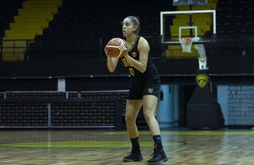 Génesis Toledano, una joven mendocina que estudia y juega al básquetbol en los EE.UU.