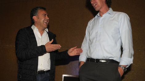 Al Antón Pirulero, cada cual atiende su juego - Por Carlos Salvador La Rosa