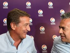 Rodolfo Suárez y Alfredo Cornejo, los dos gobernadores de los últimos diez años. Rodolfo Suárez y Alfredo Cornejo, los dos gobernadores de los últimos diez años.