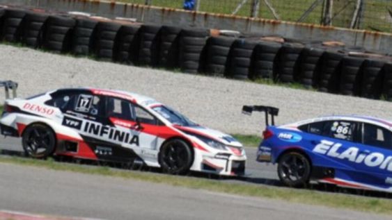 Público en el Gálvez para el Súper TC2000