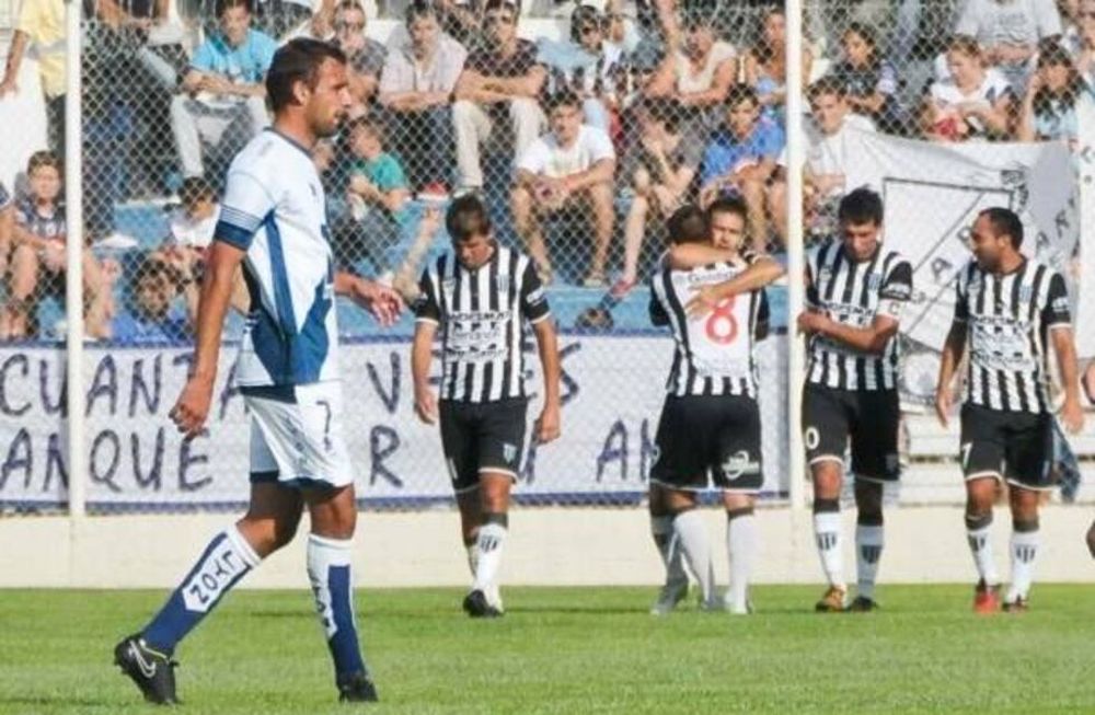 El Lobo se hizo fuerte en Madryn y consiguió sus primeros tres puntos