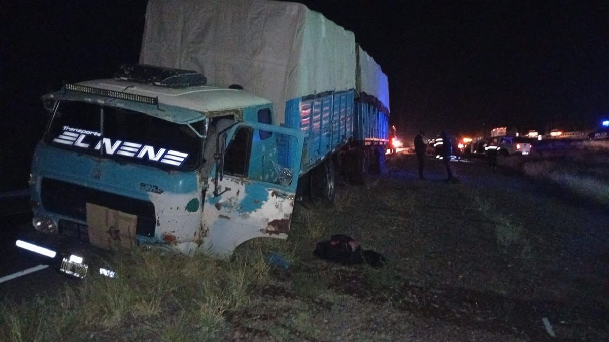 Accidente en Ruta 7: un hombre resultó herido tras un choque entre un camión y una camioneta