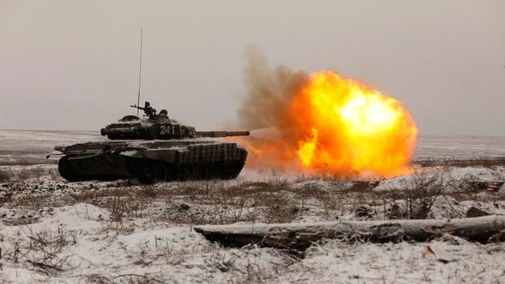 Las negociaciones diplomáticas multilaterales no avanzan y el riesgo de una invasión militar rusa a Ucrania aumenta en intensidad con el correr de los días. (AP)