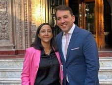 El ministro de Educación, Cultura e Infancias, Tadeo García Zalazar, junto a su nueva funcionaria, la exsenadora Mariana Zlobec.&nbsp;