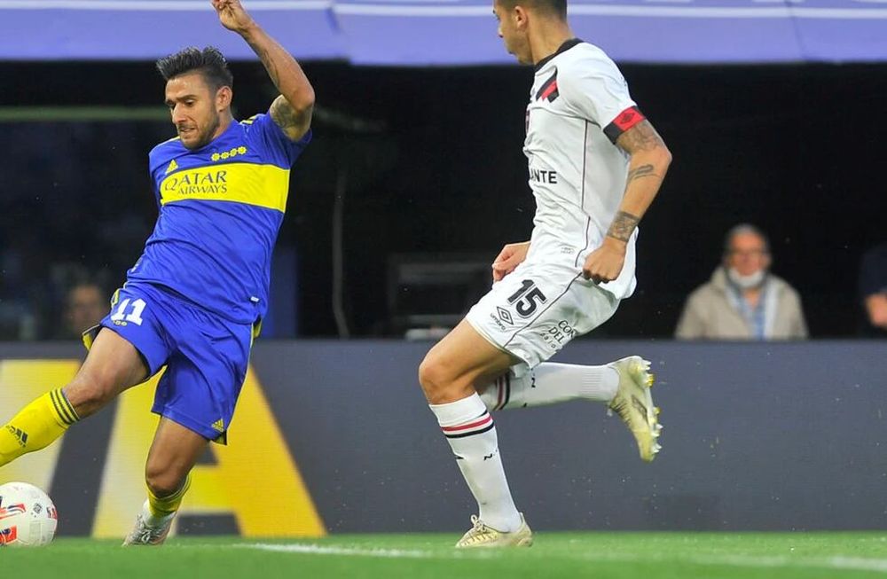 Zeballos, Vázquez y Salvio la delantera de Boca ante Newells. / Gentileza.