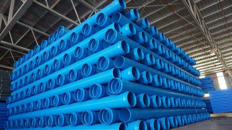 La fábrica de tubos de PVC demandó una inversión que supera los 3 millones de dólares y tecnología de vanguardia.