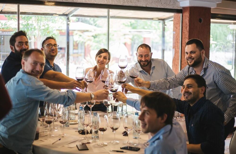 Catar a ciegas: hoy tendrá lugar la 8ª edición de The Winemakers
