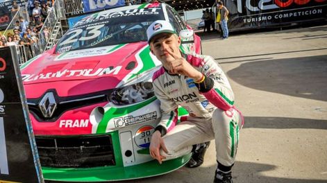 Ignacio Montenegro hizo historia y ganó con 17 años en el TC2000