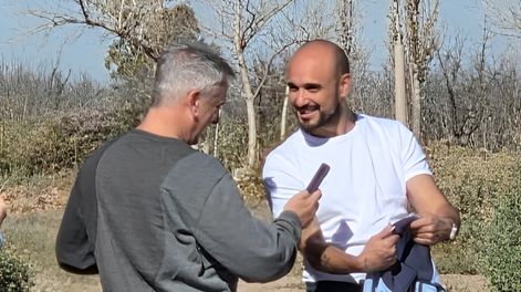Abel Pintos llegó a Mendoza y estuvo en sus terrenos en Lavalle.