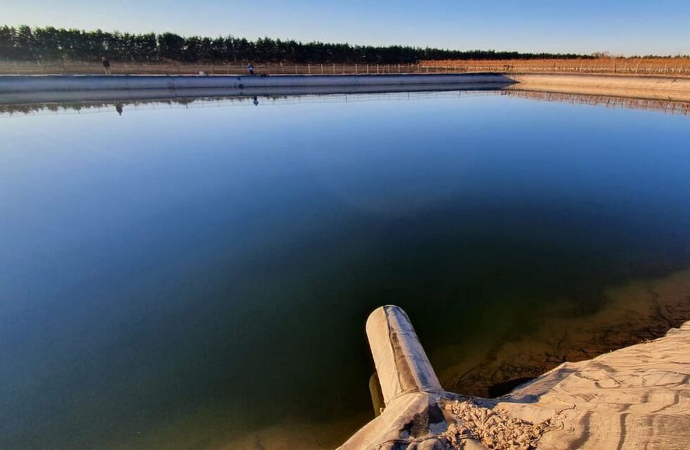 Represa de la Finca La Urraca en la que fueron encontrados los cuerpos del matrimonio. / Gentileza