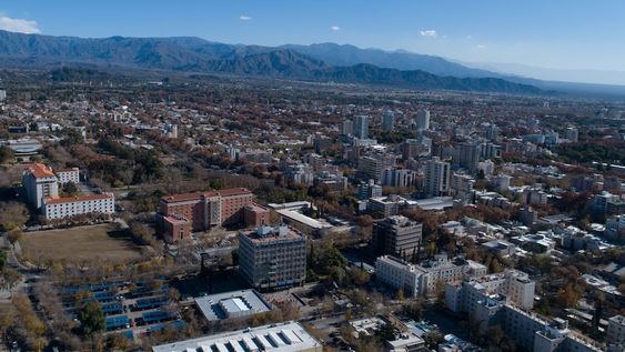 Se realizará una consulta pública sobre el proyecto de remodelación urbanística de las calles Hipólito Yrigoyen/Brasil