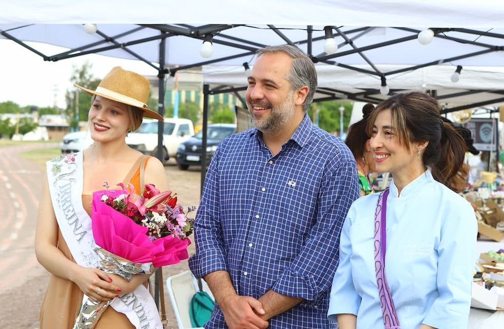 Maipú apoya el desarrollo del sector de floricultores