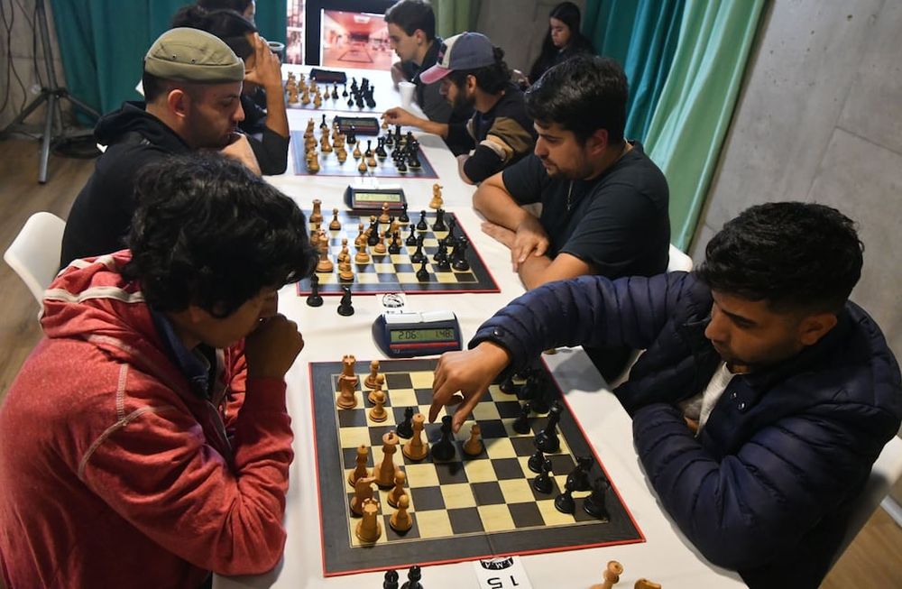 El campeonato mendocino Blitz se jugó este fin de semana en el Chacras Park, en Chacras de Coria, como parte de la celebración por el 50° aniversario de la Federación Mendocina de Ajedrez.