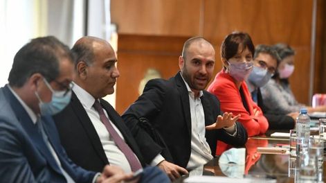 Guzmán explicó a los funcionarios del Gabinete cómo encararía la reunión con los legisladores.