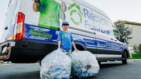 Una iniciativa que nació en casa terminó convirtiéndose en un proyecto capaz de inspirar a otros y poner el reciclaje al servicio de una causa ambiental.