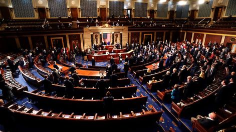 El Senado de EEUU volvió a sesionar después de los incidentes en el Capitolio y validaron el triunfo de Joe Biden como en las elecciones presidenciales.