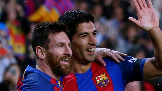 Messi hizo de fotógrafo para que un gigante de la música conociera a su ídolo