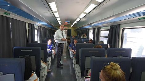 Los Andes | El presidente de la Nación Alberto Fernández junto al ministro de economía y el gobernador Rodolfo Suárez estuvieron presentes en la segunda llegada del tren de pasajeros a PalmiraFoto: Claudio Gutiérrez Los Andes