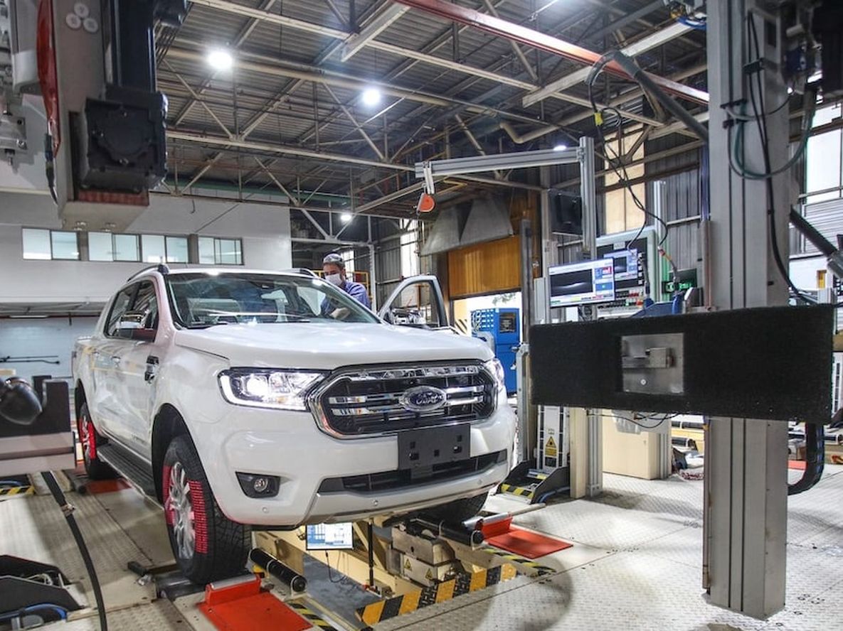 Ford Argentina celebra el 60° aniversario de su planta Pacheco y anuncia millonaria inversión para sumar tecnología e innovación a la fabricación de la Ranger.