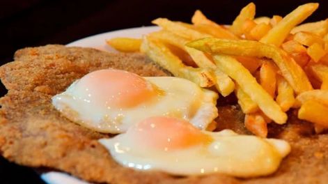 A un hombre le quisieron cobrar más 81 mil pesos por dos milanesas. Gentileza.