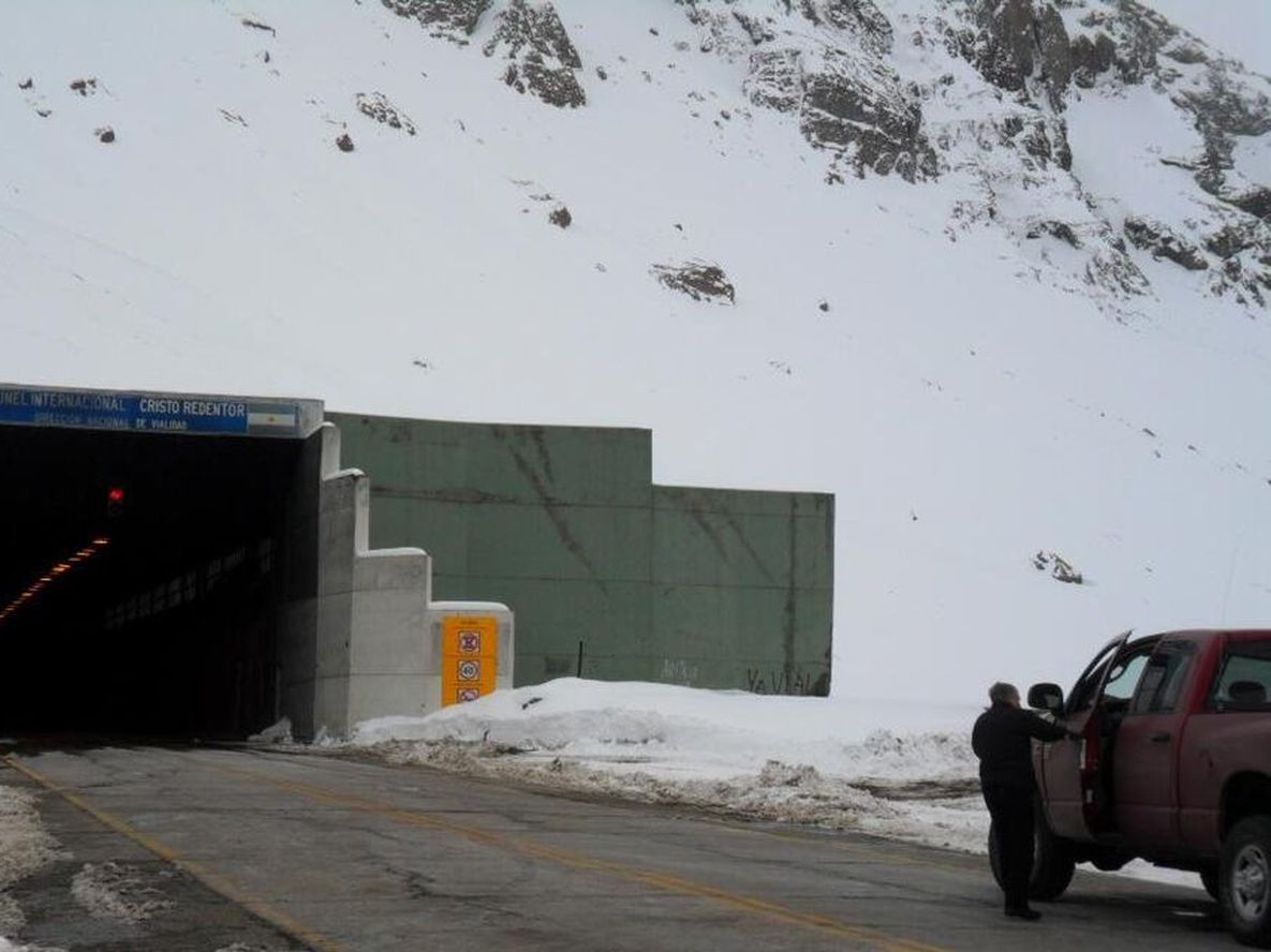 El paso a Chile está cerrado para todo tipo de vehículos