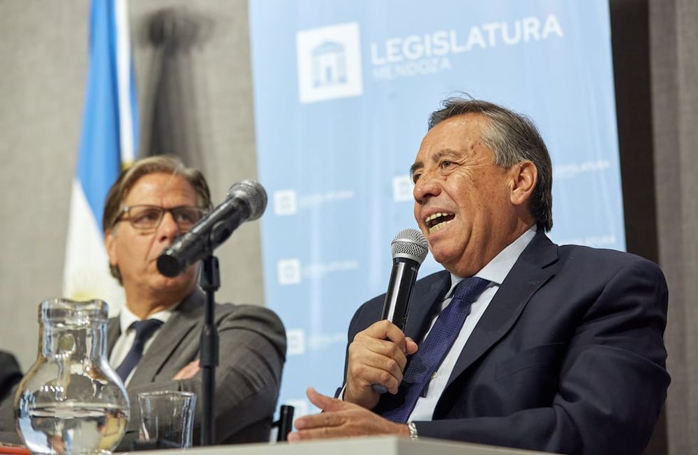 En audiencia pública, Marinelli mostró que hizo una inversión histórica en obras, bajó el gasto corriente y mejoró la distribución del agua