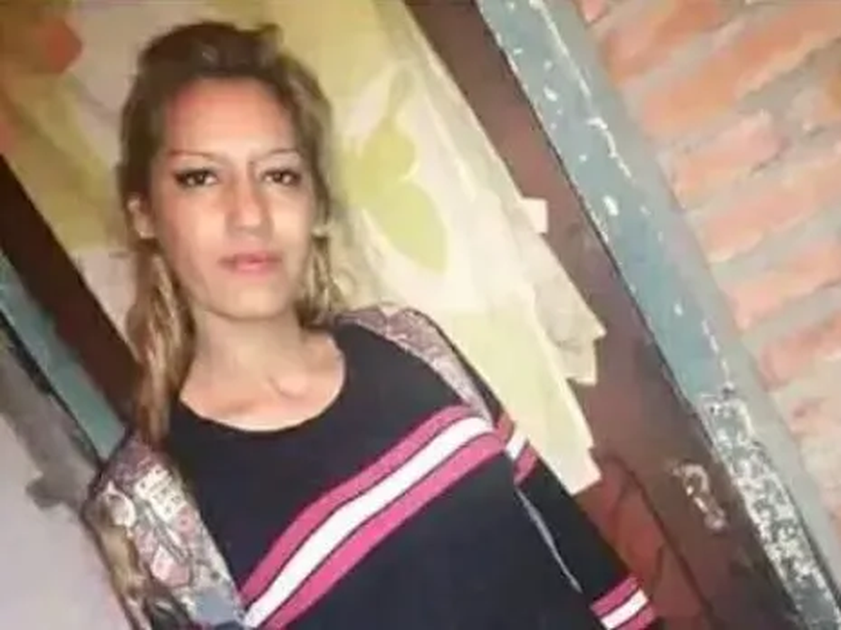 Atroz femicidio y conmoción: asesinaron a una mujer, quemaron su cuerpo y lo tiraron a un basural