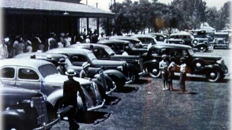 El 10 de junio de 1945  se comenzó a circular por la derecha