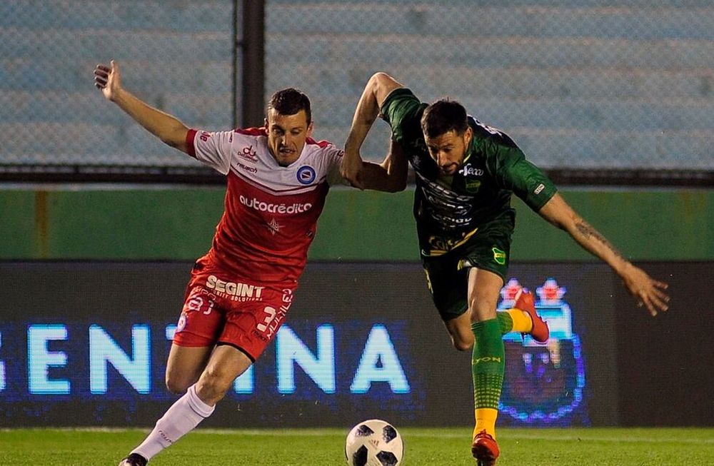 Copa Argentina: Argentinos le ganó a Defensa y Justicia y espera por el Deportivo Maipú