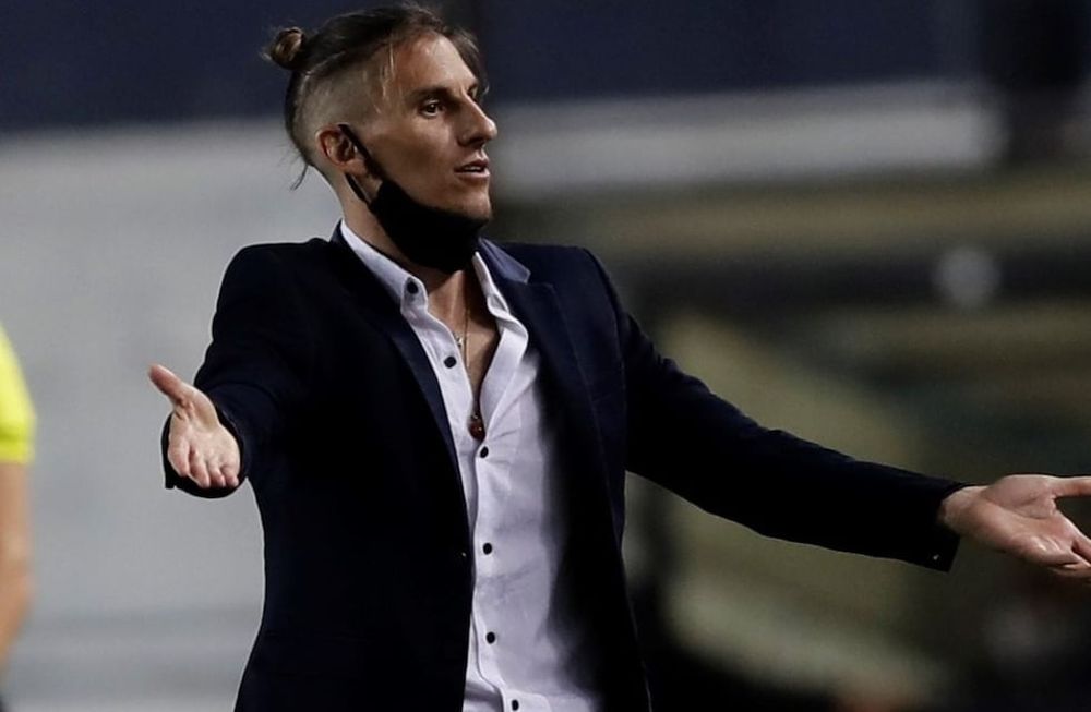 Beccacece dirigirá a Racing hasta el 10 de enero.