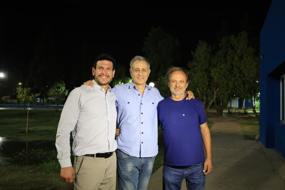 José Mansur el flamante titular del Tomba junto a integrantes de la nueva CD.