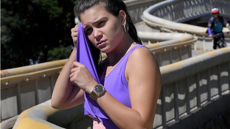 Los Andes | A preparar la malla: se viene una “mini” ola de calor para Mendoza. Las temperaturas no bajarán de 20°C y las máximas serán más veraniegas y llegarán a  36 o 37°C. Además hay varios días con chances de tormentas aisladas. Cuándo será y qué cuidados tener.