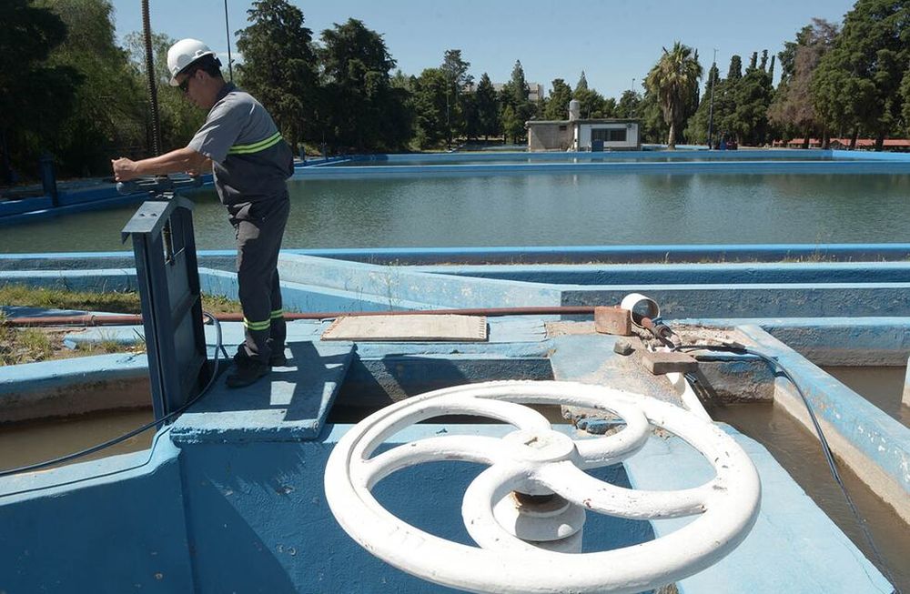 Toman deuda para obras de Aysam por U$S 30 millones