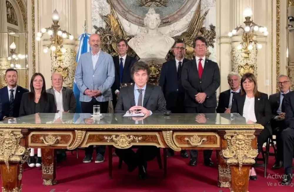 Gabinete. El día que Milei anunció el DNU.