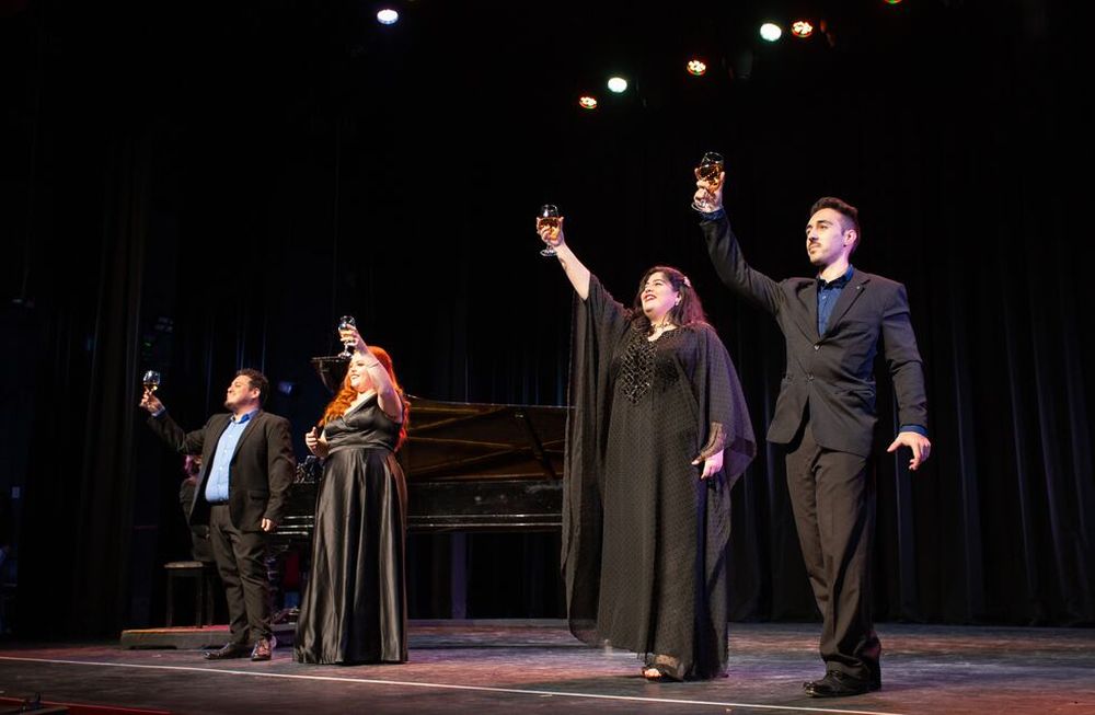 El Teatro Colón llegó a la Ciudad para vivir una velada única