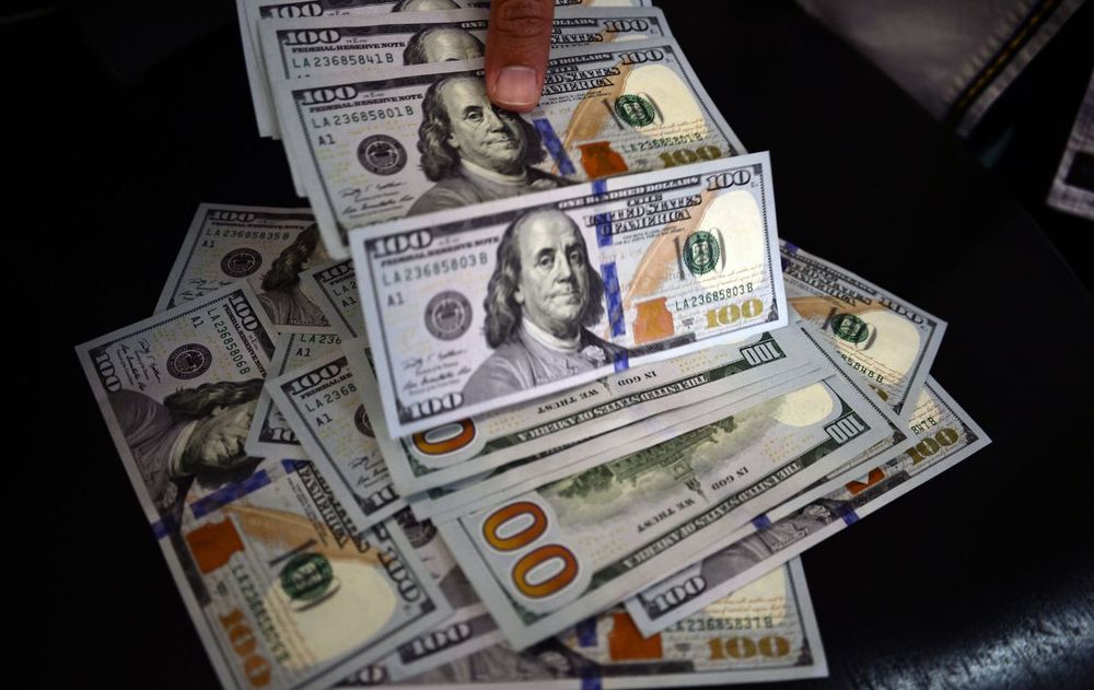 Dólar lunes 9 de febrero 2026.