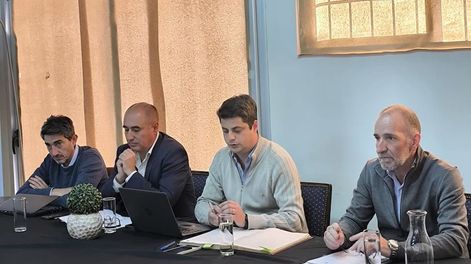 La Federación Económica de Mendoza (FEM) informa que el pasado lunes y con una amplia convocatoria de asociados, se realizó la Asamblea General Ordinaria anual de la institución.