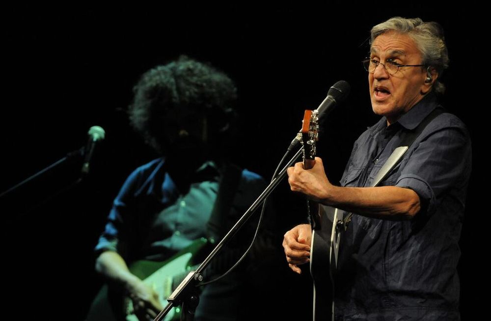 Caetano Veloso,  un rock star en eterna reinvención