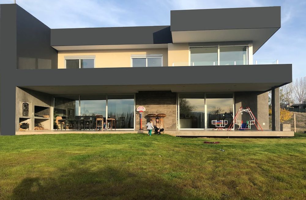 Un recorrido multisensorial en una vivienda inserta en un paisaje único