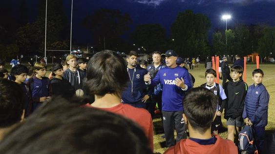 El evento solo fue reservado para los chicos que juegan en la posición de Medio Scrumm en el rugby